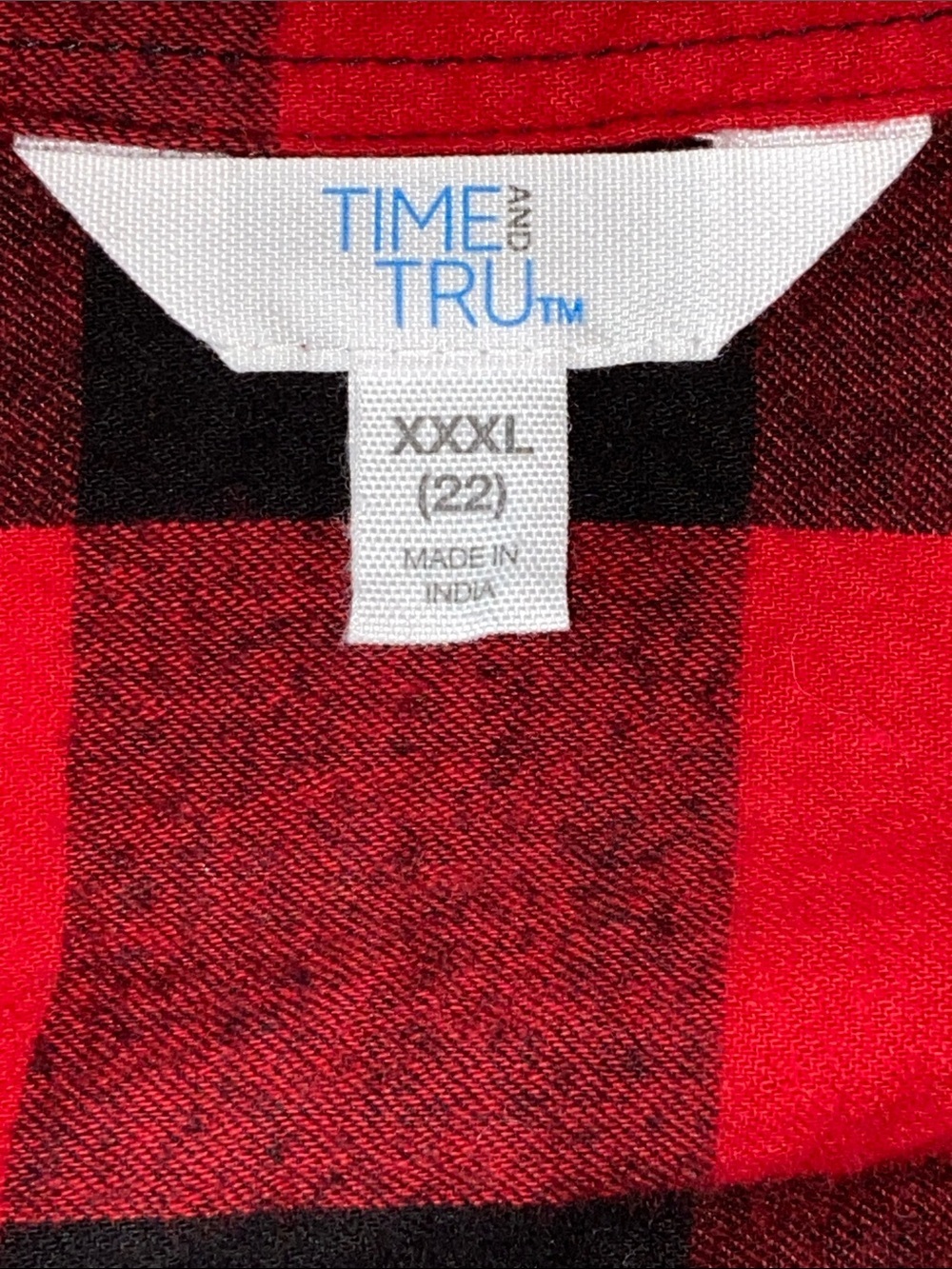 Women’s Red & Black Buffalo Plaid Button-Up Shirt XXXL - Picture 2 of 5